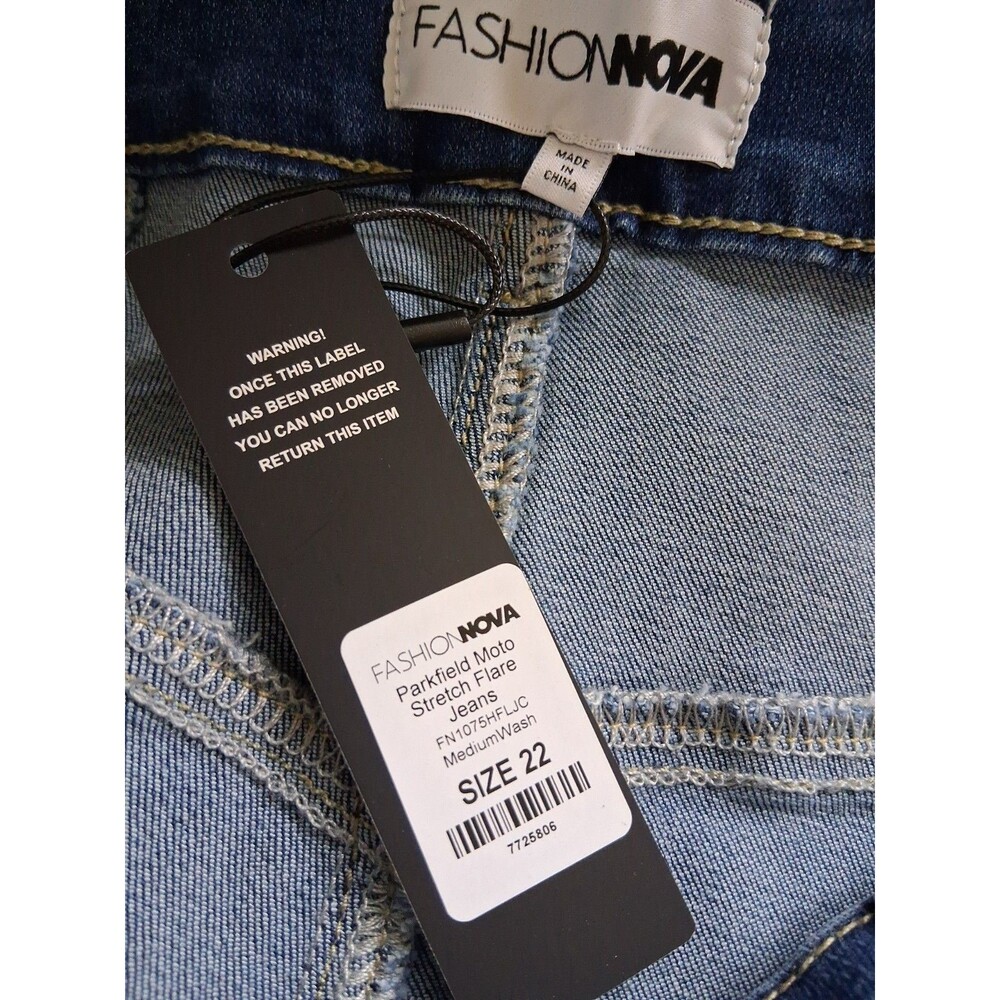 Fashion Nova Moto Flare Jeans 22 Blue Denim Stretch Festival Hippie NEW Zip Fly - Picture 3 of 8